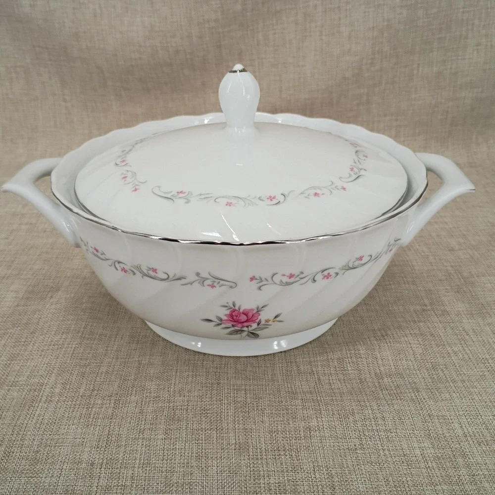Royal Swirl China Pink Rose Covered Casserole Dish Serving Bowl Lidded Japan